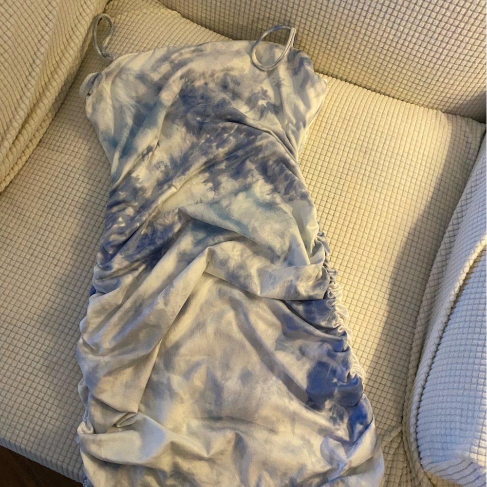 Windsor Fitted sky dress